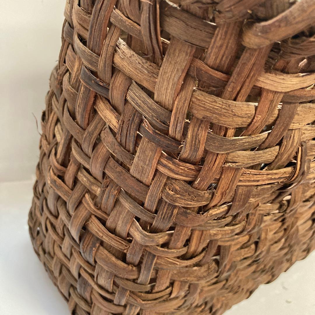 ①国産山葡萄　手作り　かごバッグ 国産　網代編み　山形県