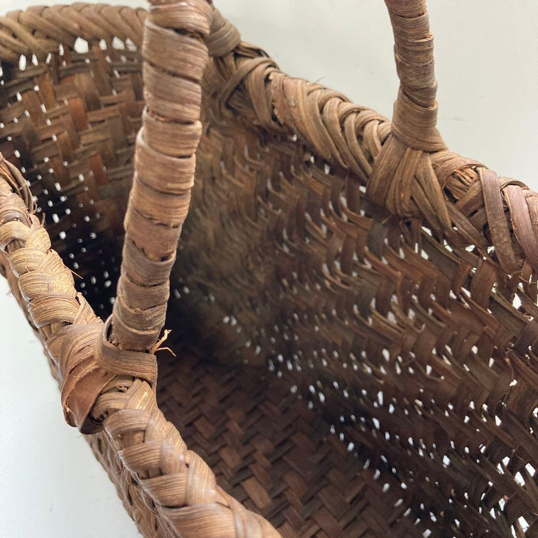 ①国産山葡萄　手作り　かごバッグ 国産　網代編み　山形県