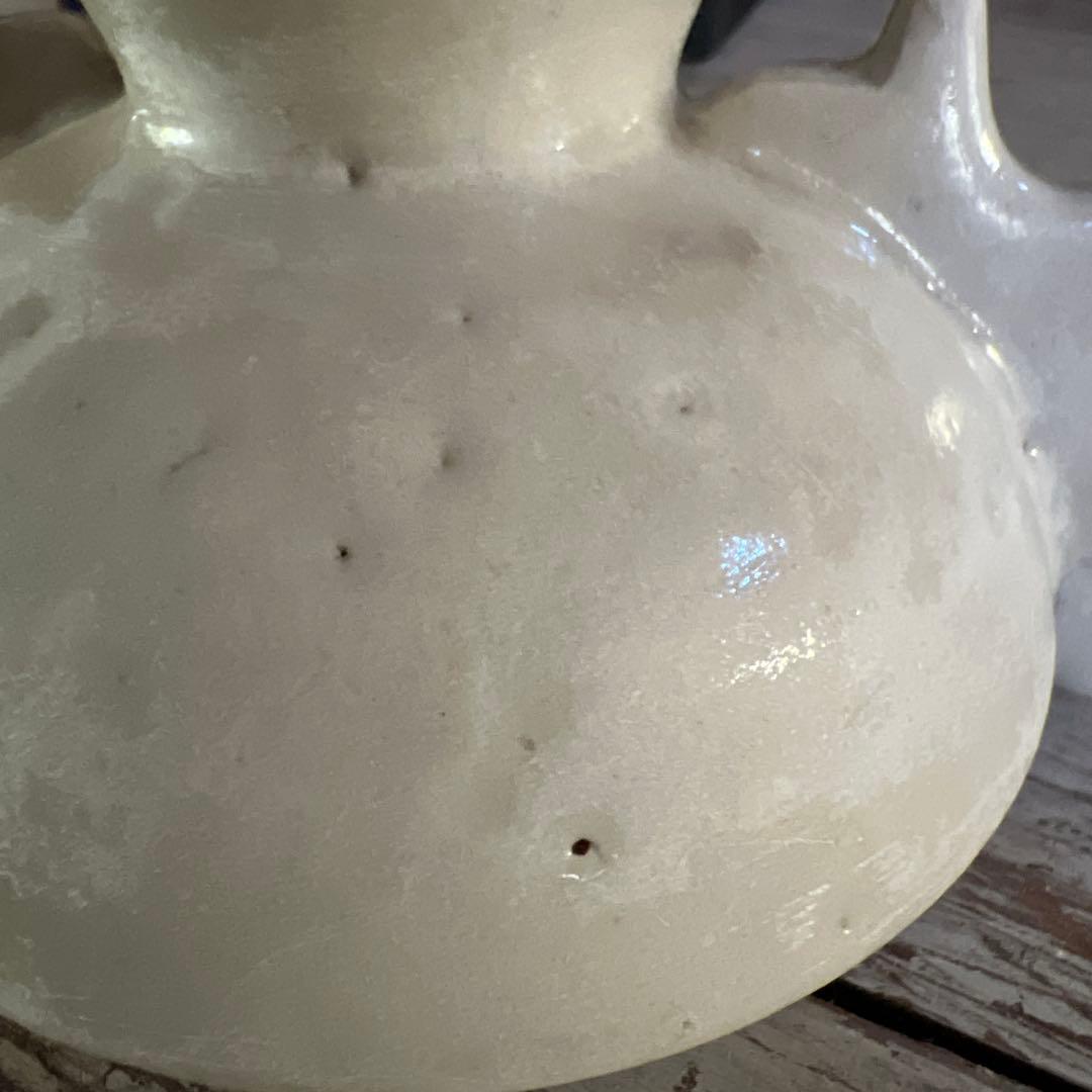 実家整理　古い白磁の茶碗　魚