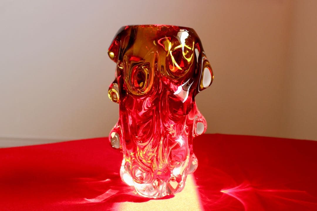 ガラスコレクション【花瓶　赤と黄のグラデーション】