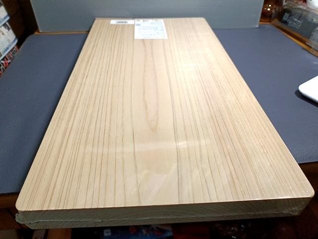 日本製 土佐龍 四万十ひの木 まな板 54004 スタンド付 一枚板 桧100％