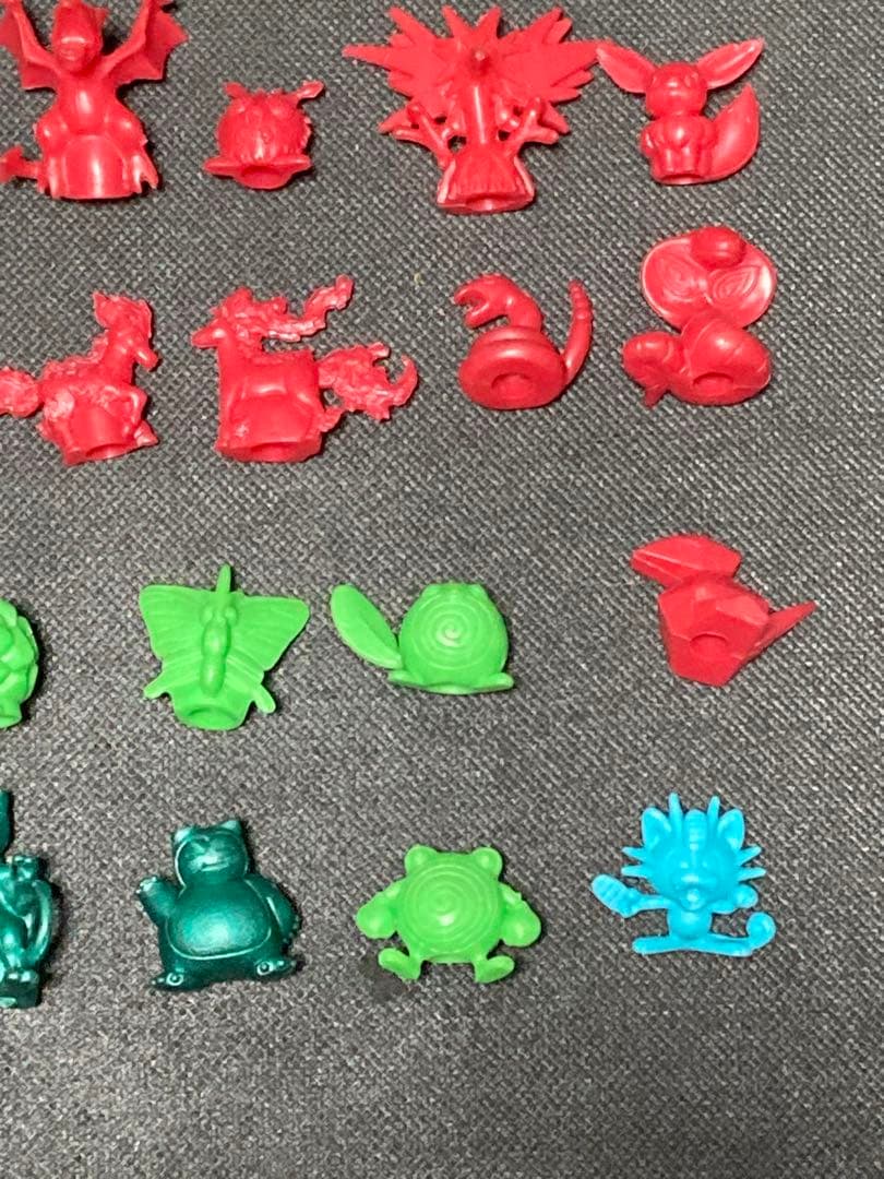 ポケモンガチャ　塩ビ人形　消しゴムフィギュアまとめ売り　オマケ20個つき
