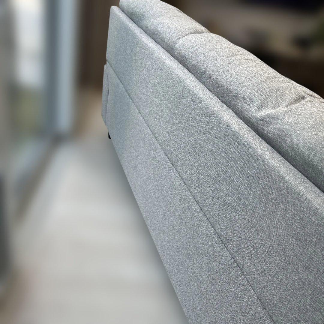 ニトリ　グレージュファブリック3人掛けソファ　ほぼ新品