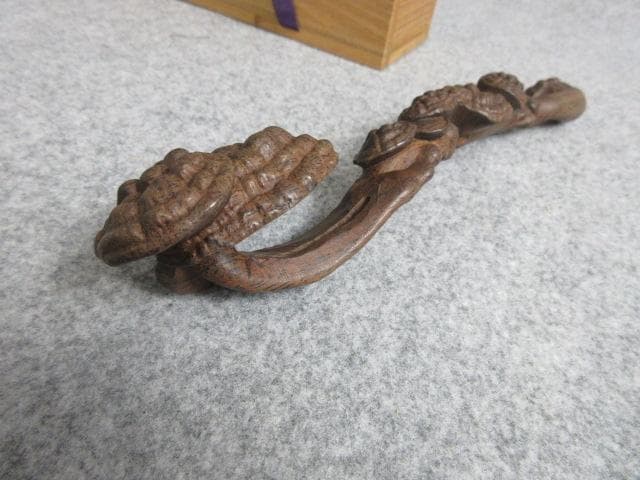 霊芝彫刻如意箱付き [B28849]