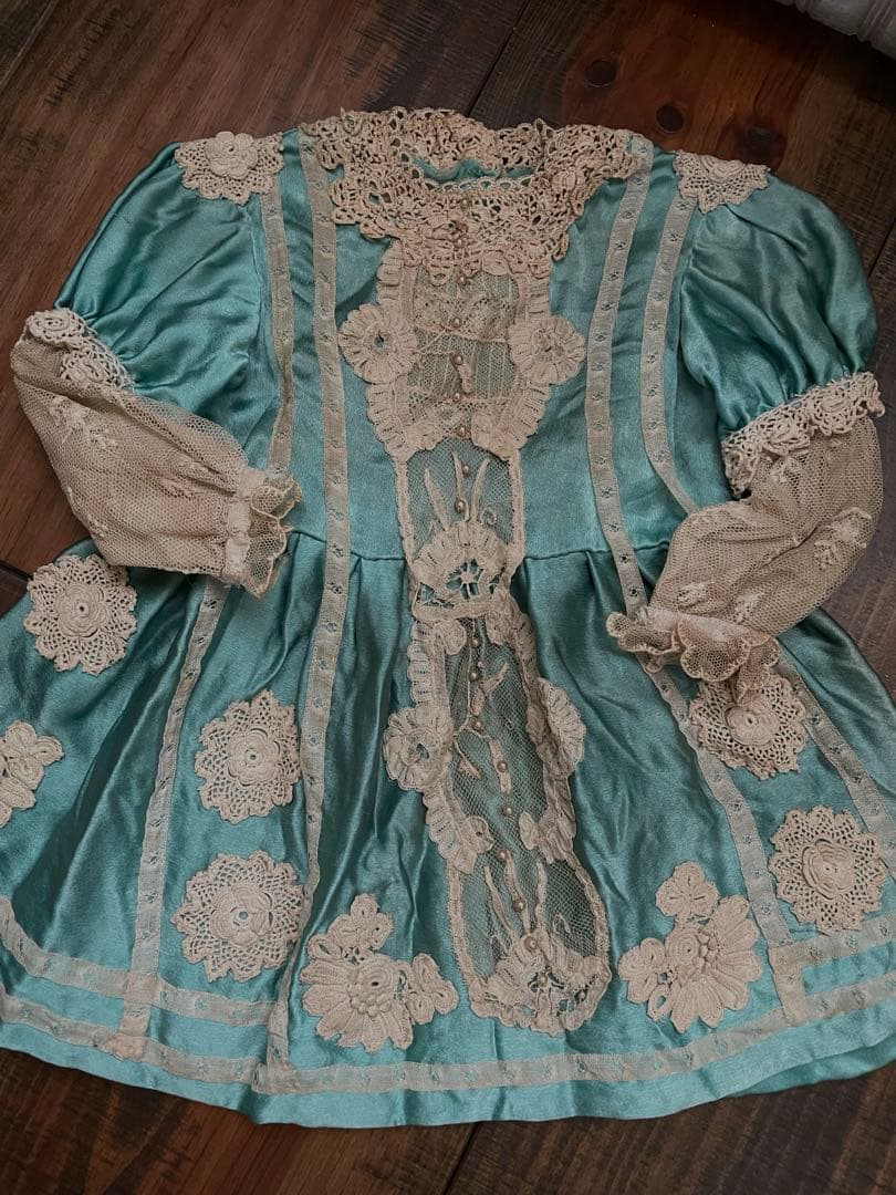 〜❤︎ アンティークビスクドール さんのドレス 〜❤︎ アンティークドールドレス