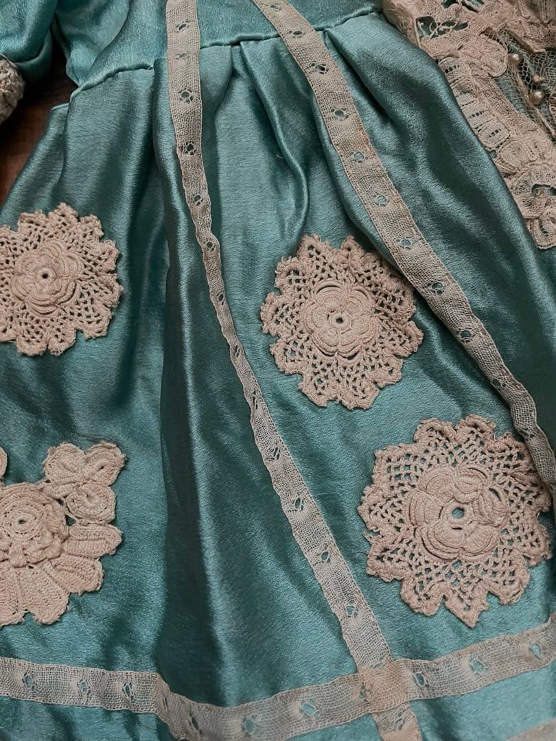 〜❤︎ アンティークビスクドール さんのドレス 〜❤︎ アンティークドールドレス