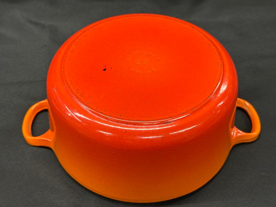 【USED】Le Creuset ルクルーゼ　両手鍋　22cm フランス製