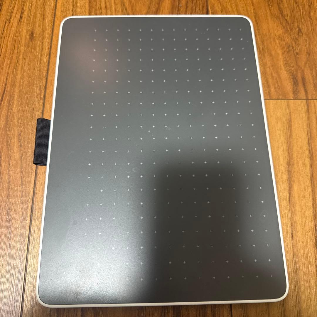 Wacom One ペンタブレット Mサイズ ワコム 板タブ