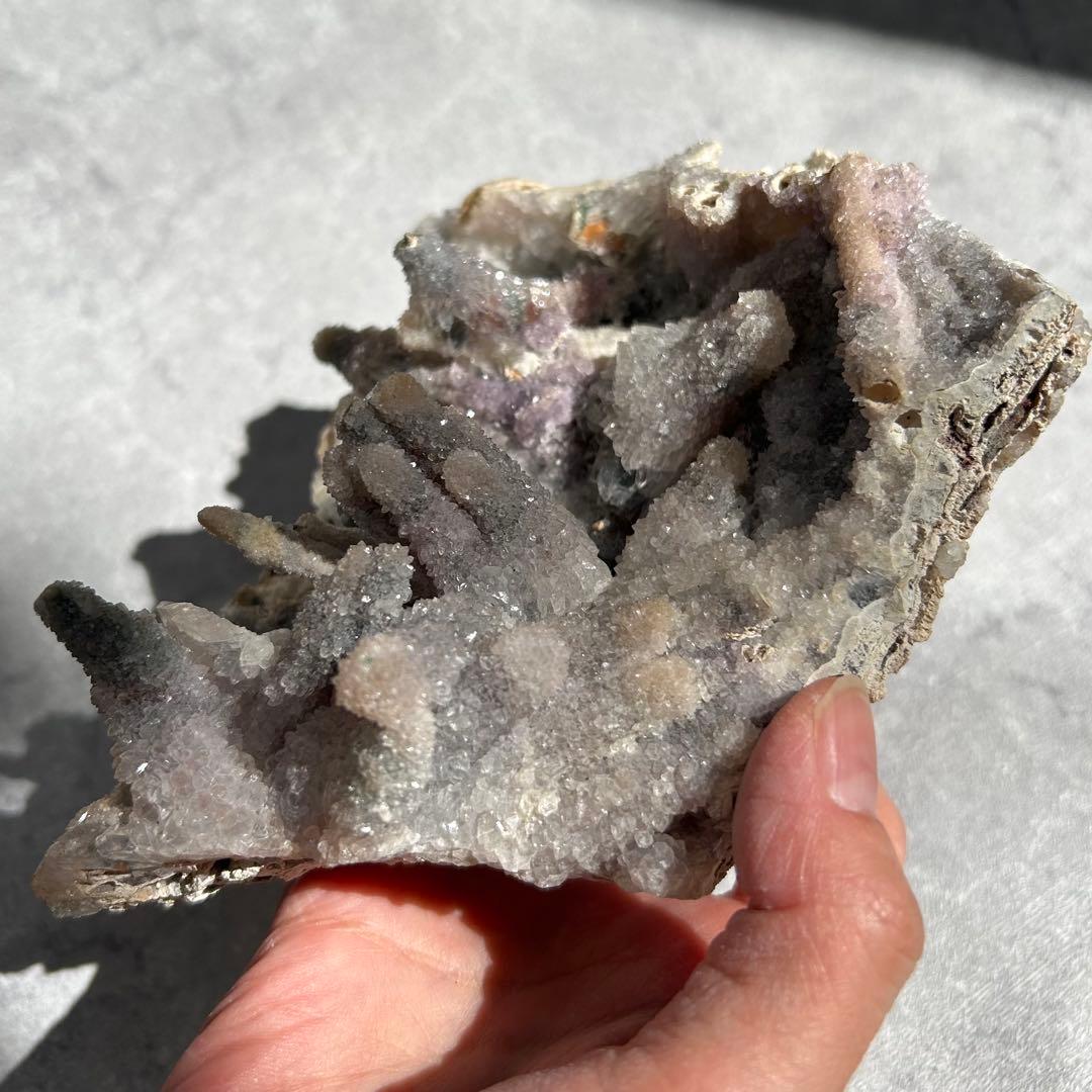 アメジスト　フラワーアメジスト　水晶共生　原石　異象水晶　ブラジル産