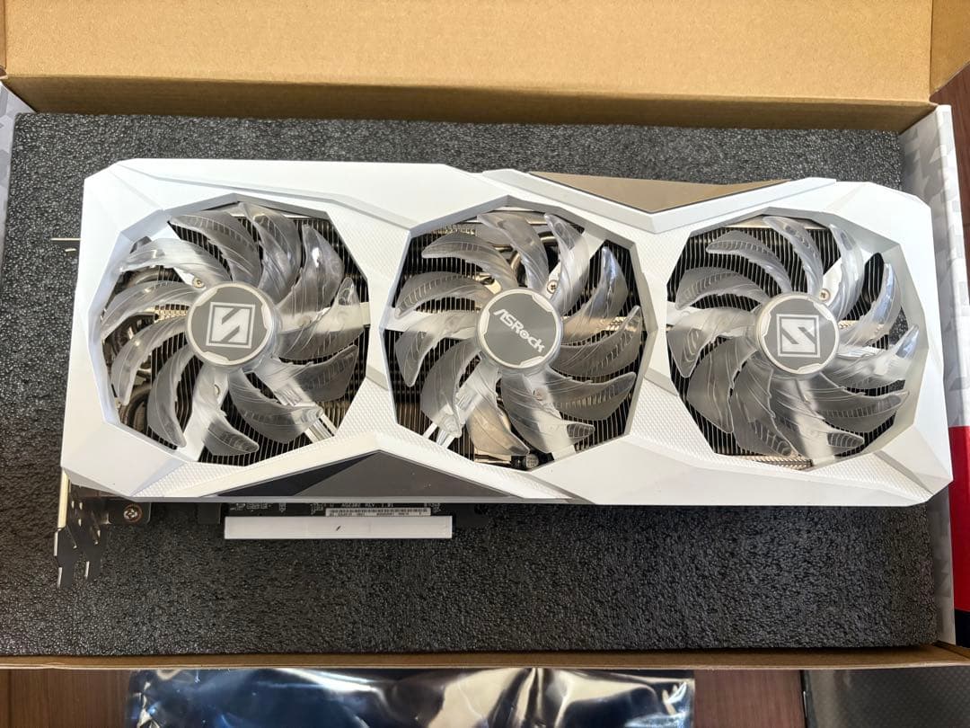 グラフィックボード・グラボ・ビデオカード ASRock Steel Legend RX 7800 XT 16GB