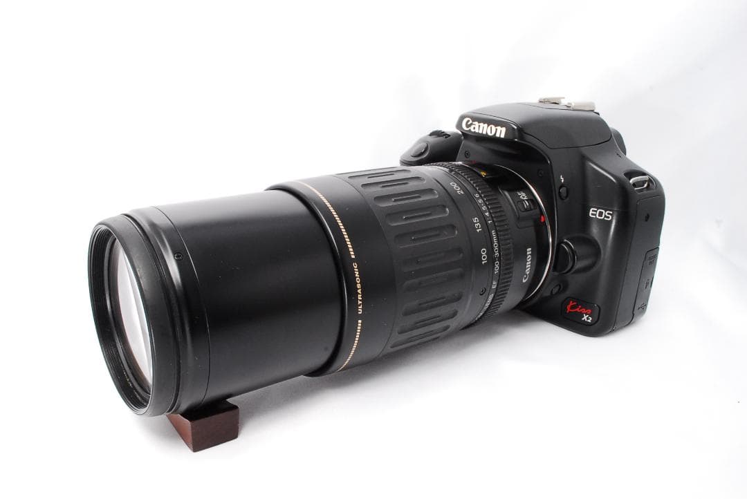 CANON Kiss X2☆入門機☆一眼レフ☆望遠Wレンズ☆付属品付すぐ使える♡