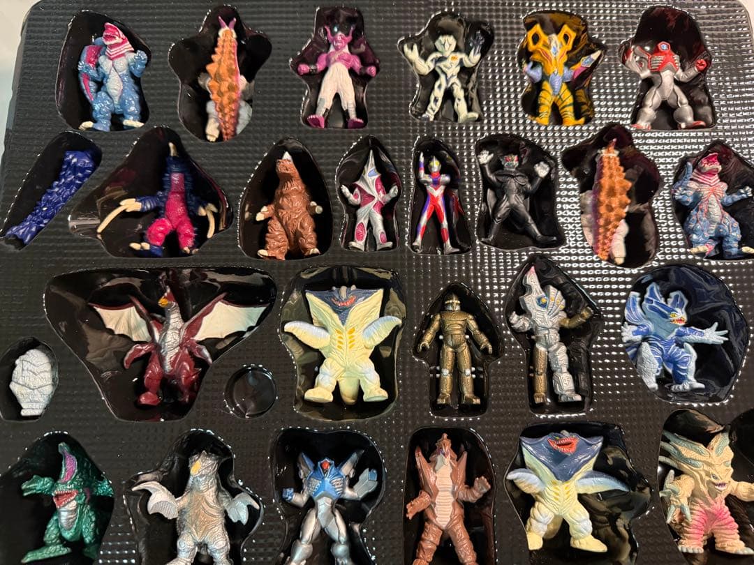 ウルトラマンティガ ティガモンスター超全集 PART1 希少品