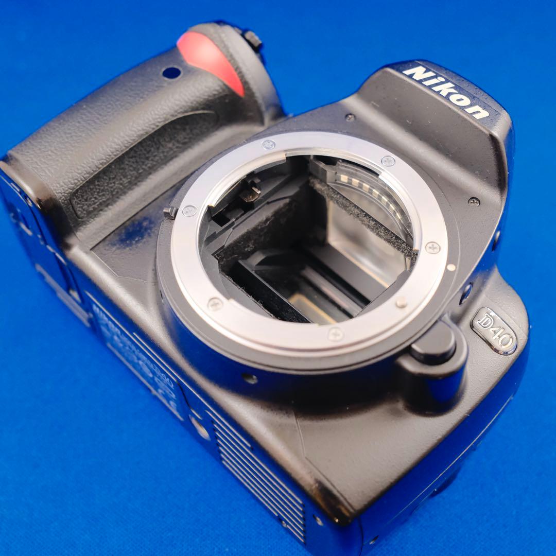 ★特価★Nikon D40 デジタル一眼レフカメラ 本体
