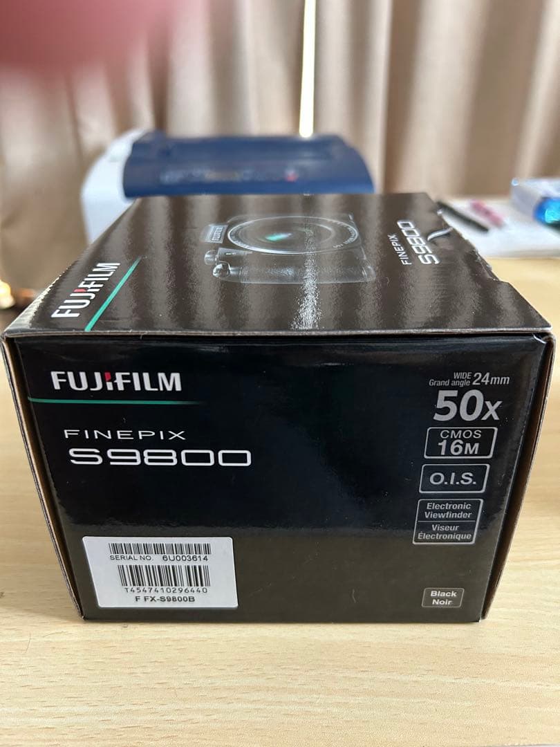 専用　FUJIFILM FINEPIX S9800 本体 8GB SDカード付き