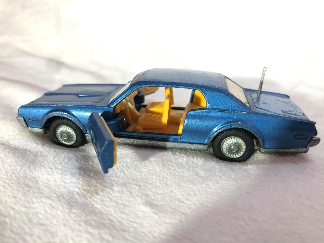 【箱付・アンテナ可動】Dinky Toys ポンティアック＆クーガー アメ車2台