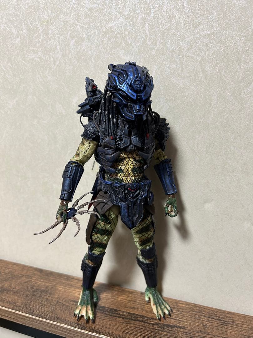 ネカ NECA バトルアーマーロスト プレデター アルティメット