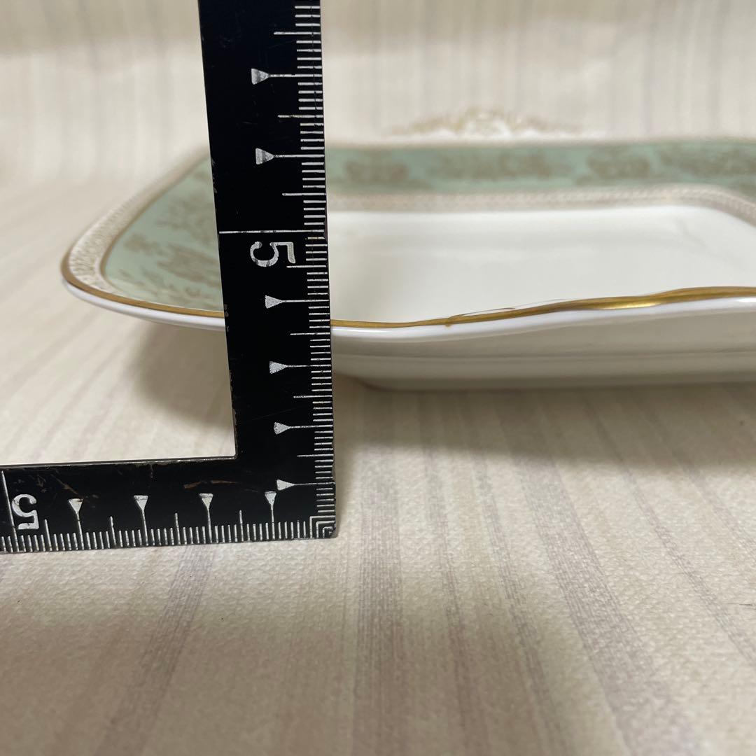 ウェッジウッド コロンビア セージグリーン スクエア プレート