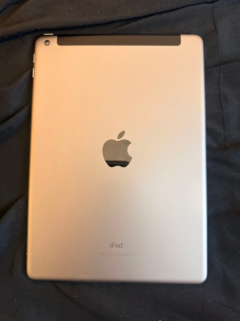 【美品】iPad 第6世代 Wi-Fi + Cellular 32GB 箱付き