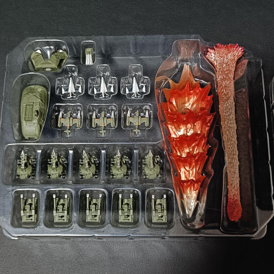 S.H.MonsterArts ゴジラ対応エフェクト&東宝特撮超兵器 限定版