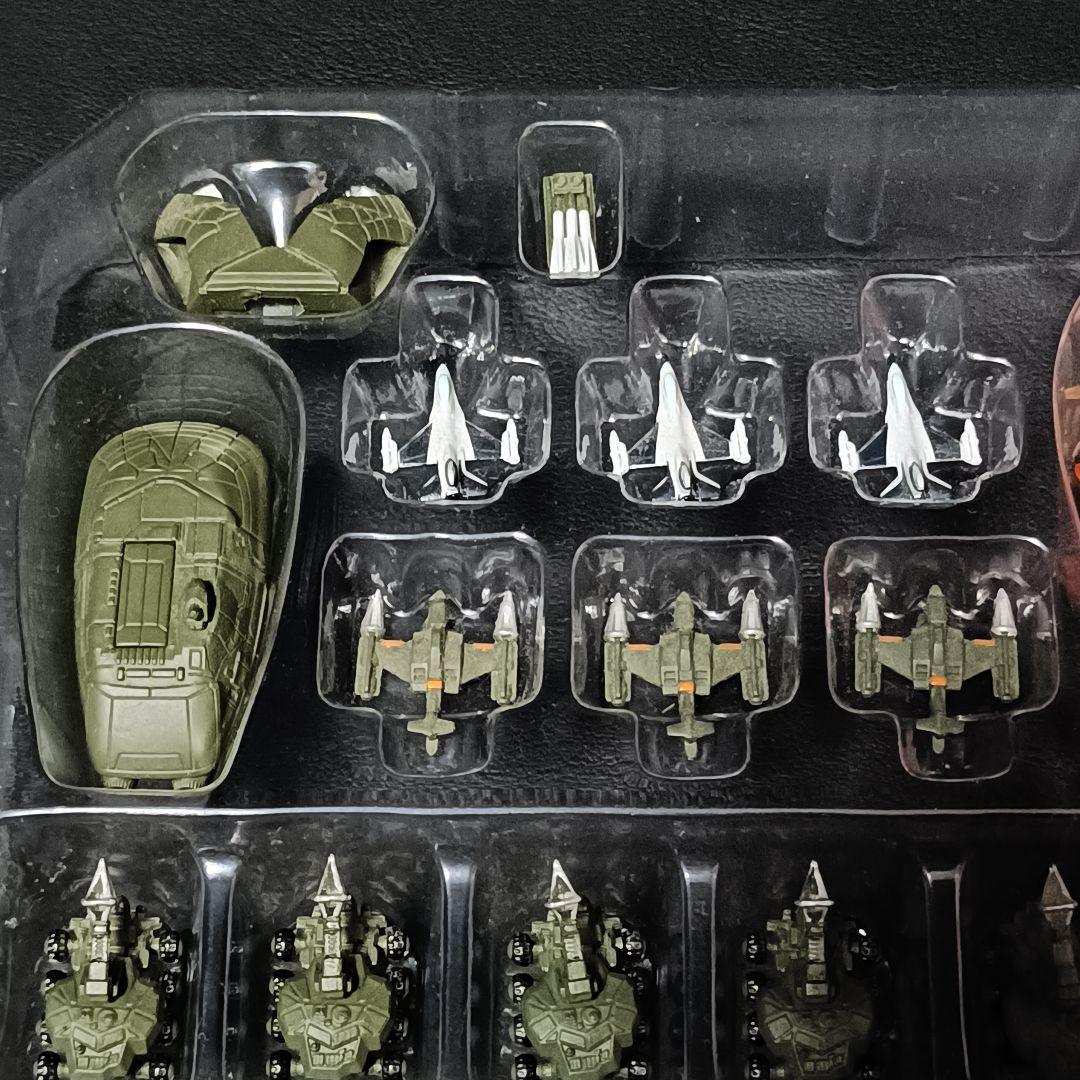 S.H.MonsterArts ゴジラ対応エフェクト&東宝特撮超兵器 限定版