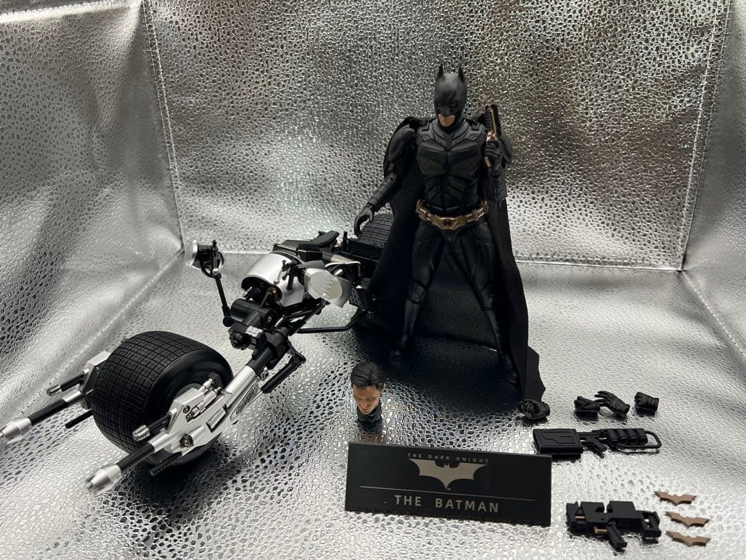 1/12 バットモービル とバットマンフィギュアキットの完成品(LED電飾)