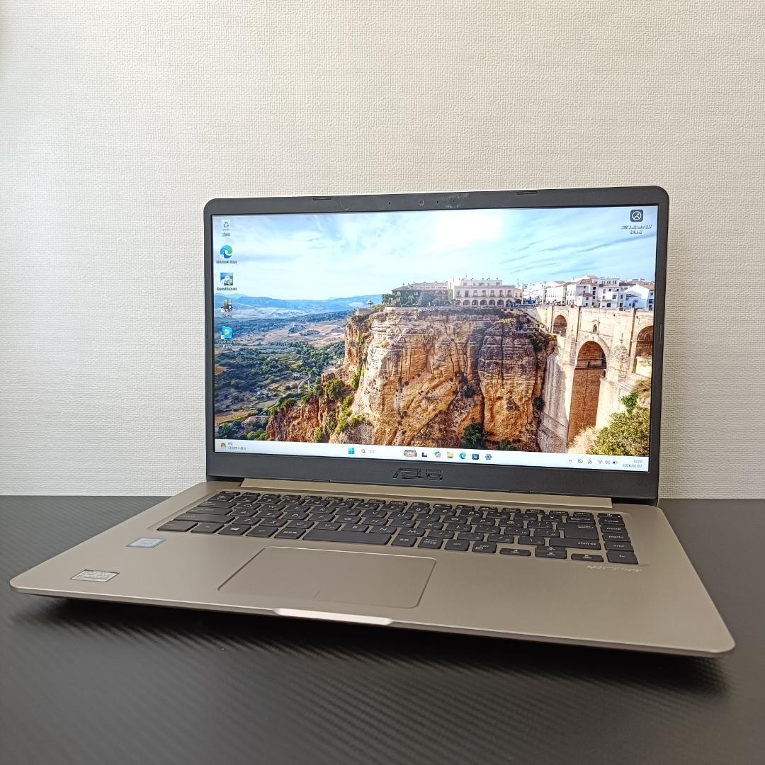 ノートPC i7 Windows11 SSD メモリ12GB ASUS Wifi