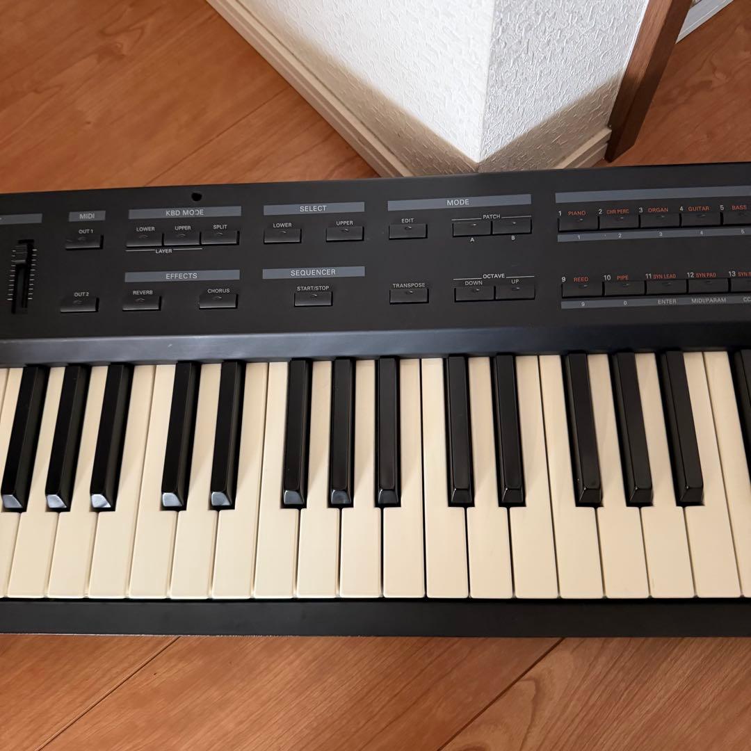 鍵盤楽器 Roland A-33