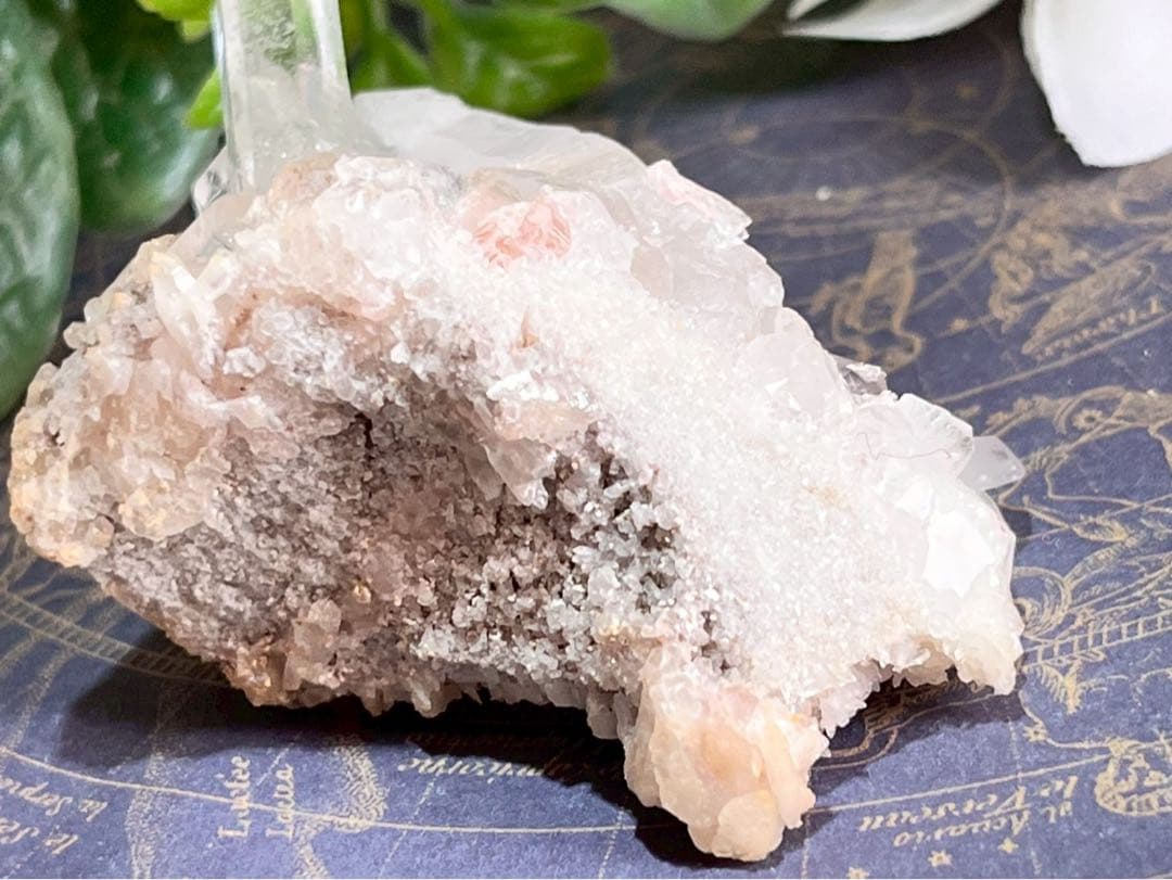 曲がり水晶　カーブド ヒマラヤ ピンククリスタル　クラスター　原石