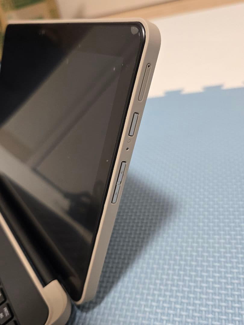dynabook w6k22xcuab　 2in1ノートパソコン
