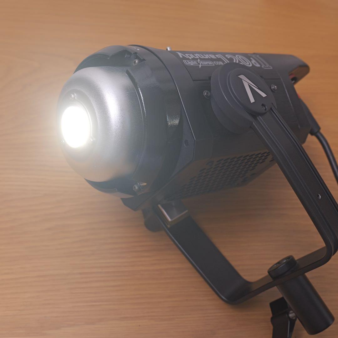 Aputure LS C 120 II ビデオライト