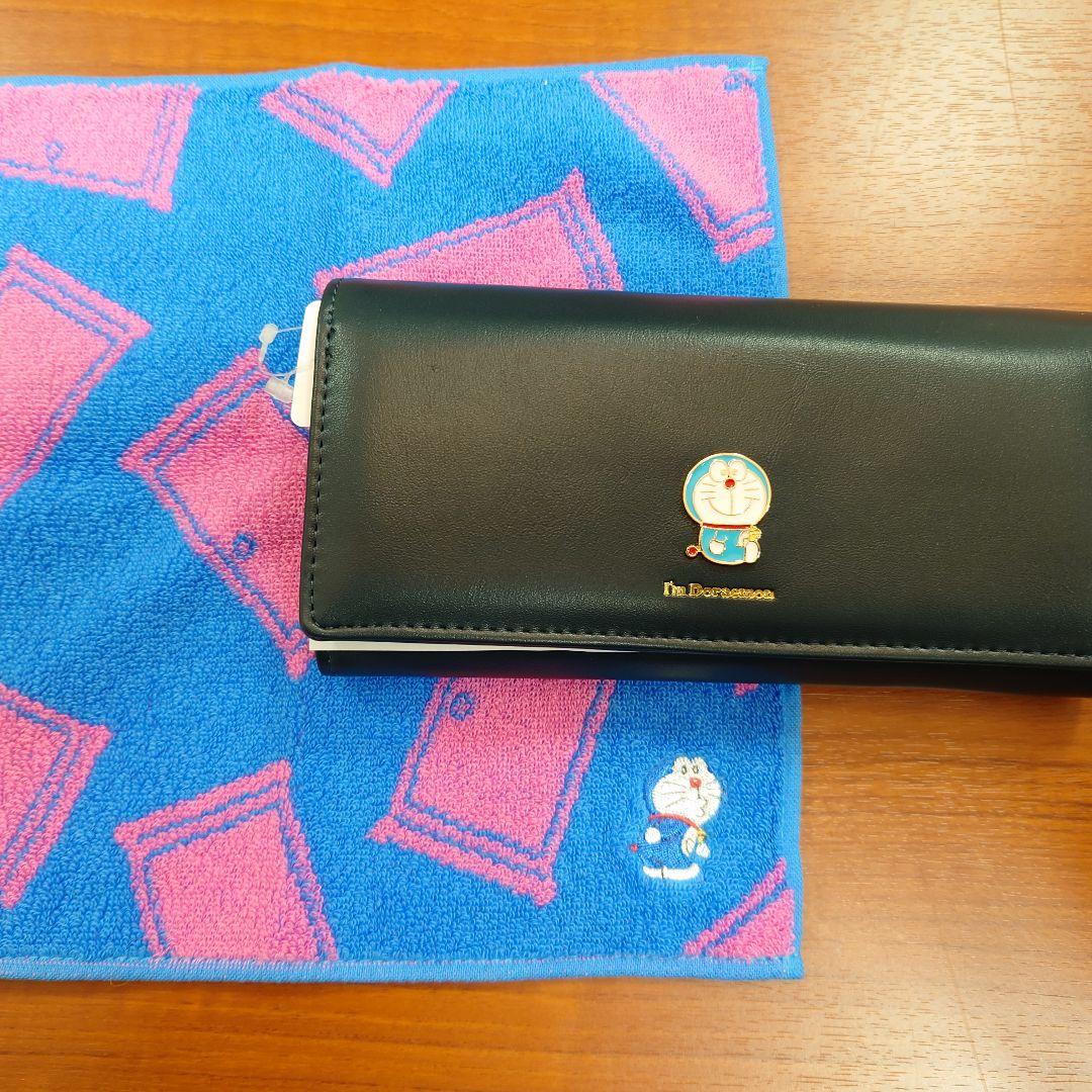 新品未使用　ドラえもん 長財布・刺繍タオルハンカチ どこでもドア