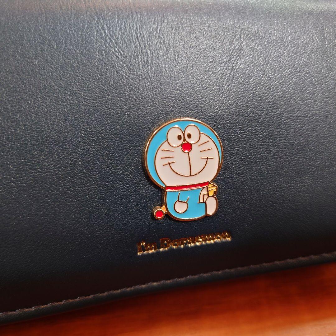 新品未使用　ドラえもん 長財布・刺繍タオルハンカチ どこでもドア