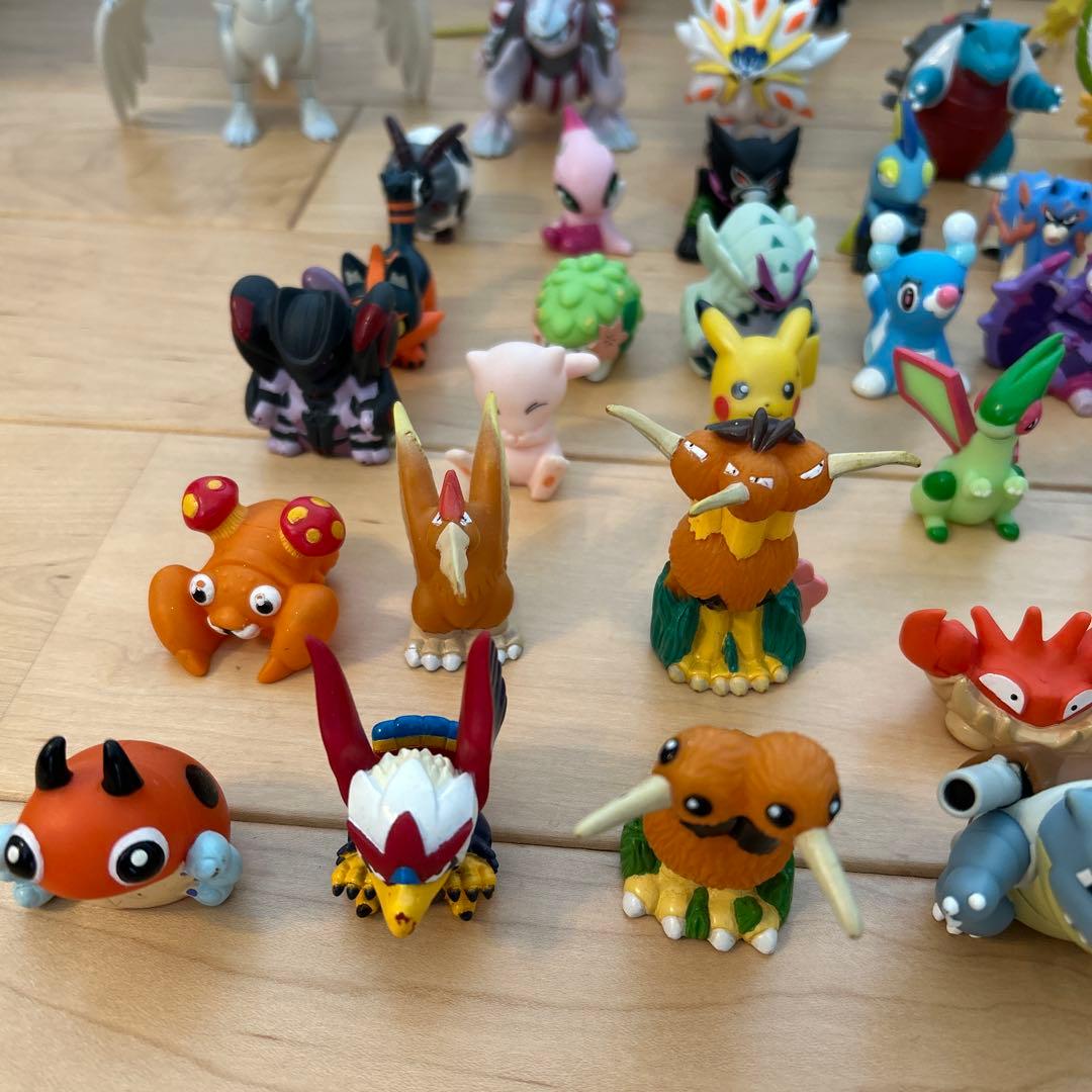 ポケモンキッズ　モンコレ　フィギュア　セット　まとめ売り　82体　おまけ付き
