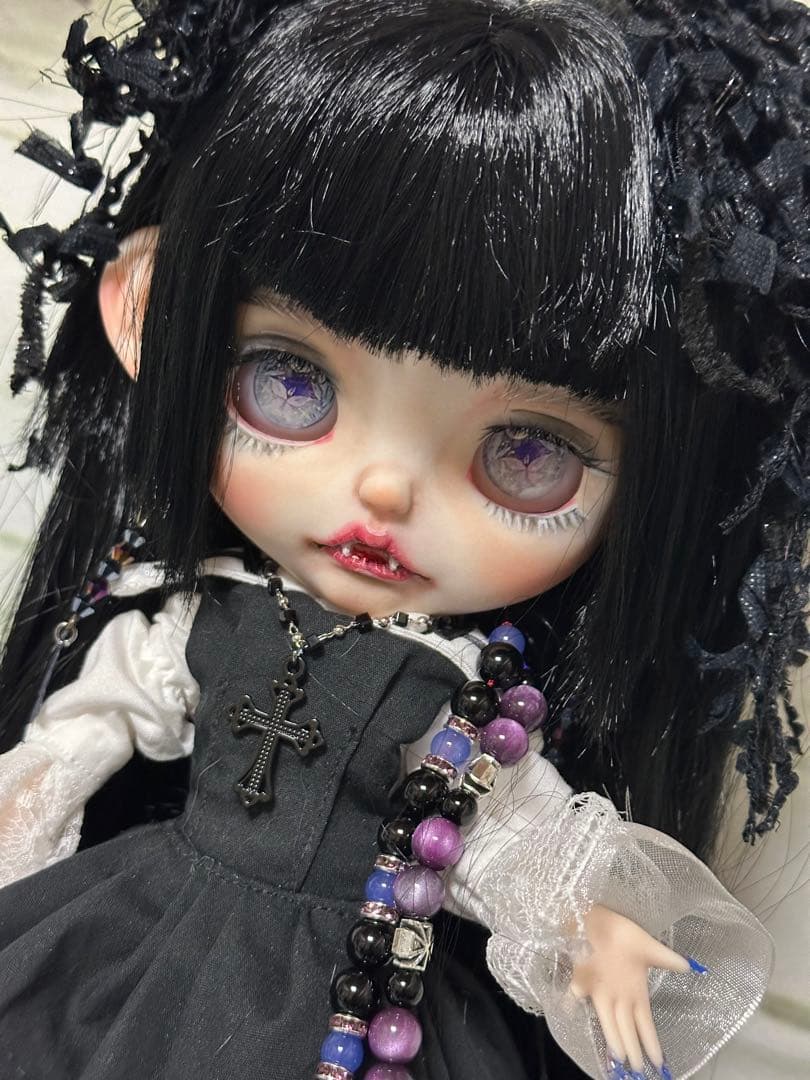 アイシードール 本体　女の子　アウトフィット付き　カスタムアイシードール