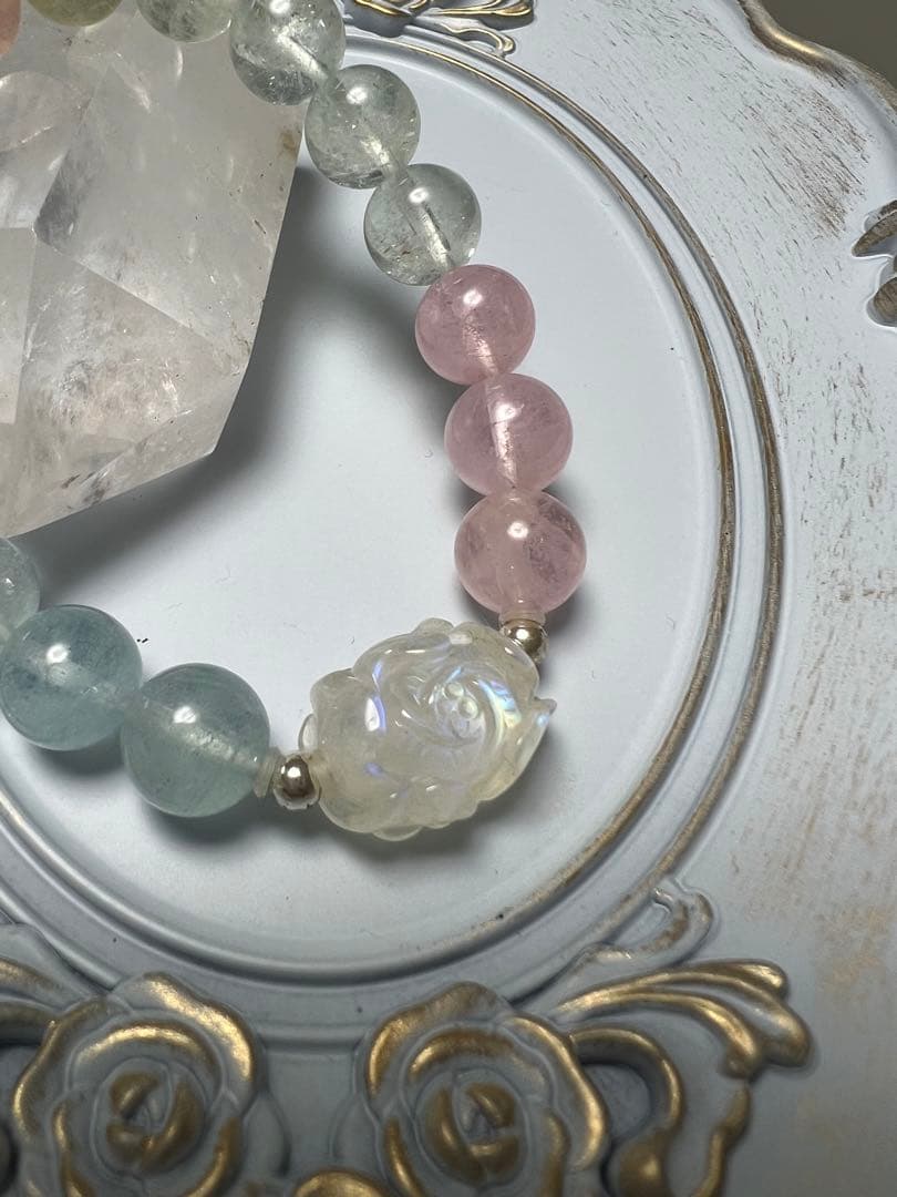 白ラブの薔薇　ミックスベリル　　透明度良