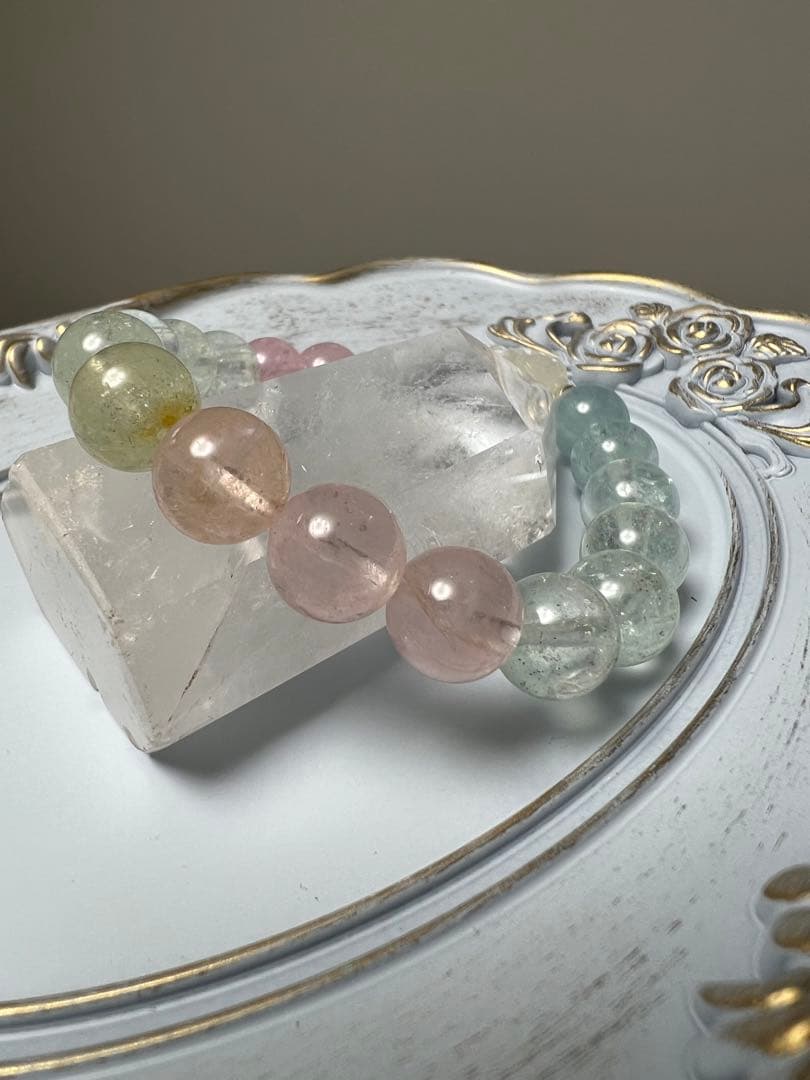 白ラブの薔薇　ミックスベリル　　透明度良