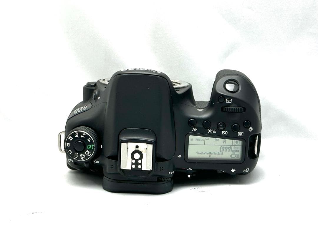 Canon EOS 70D 18-135レンズキット♪安心フルセット♪