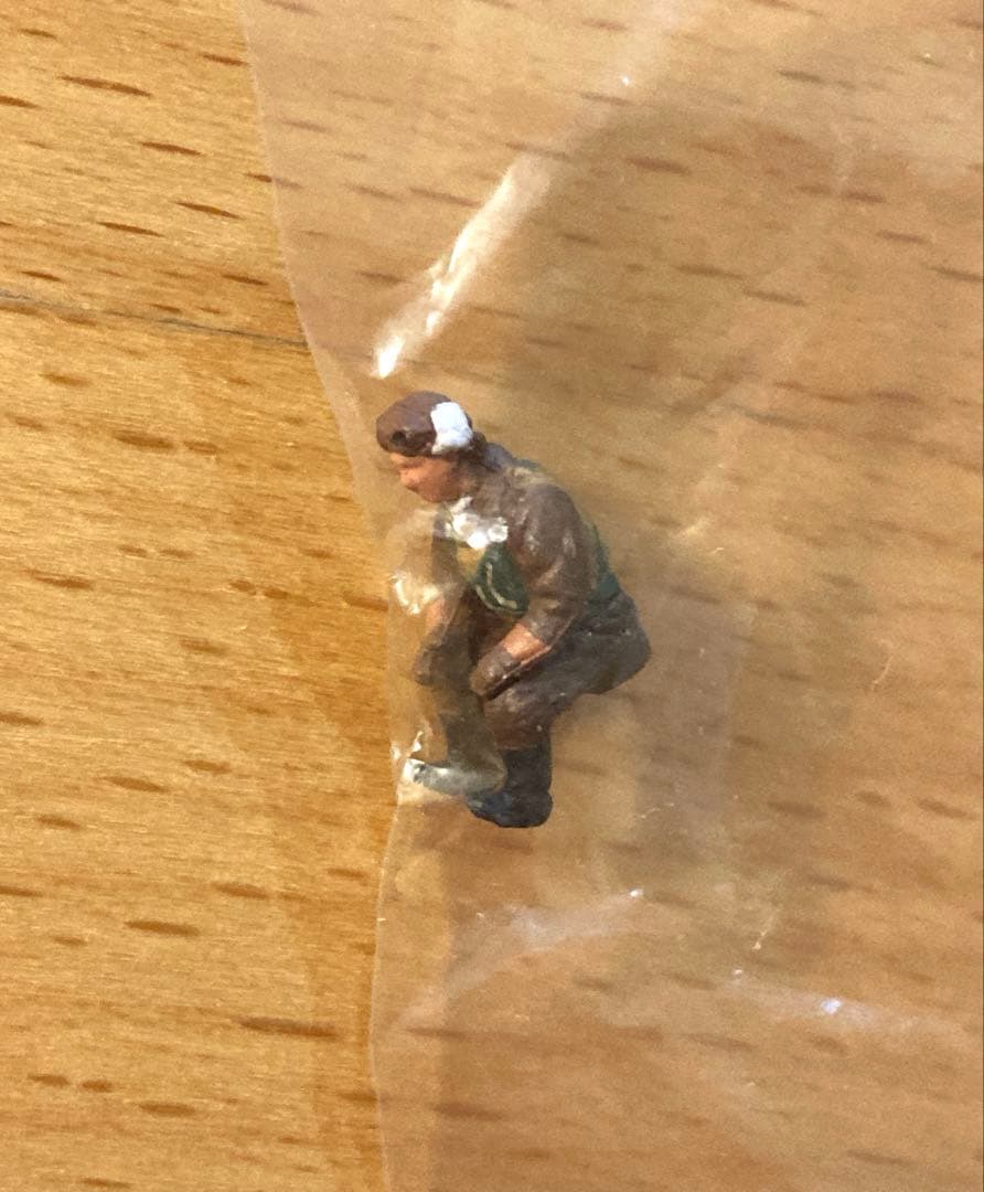 永遠のゼロ戦　プラモデル　全20巻(レア搭乗員フィギュア付き)