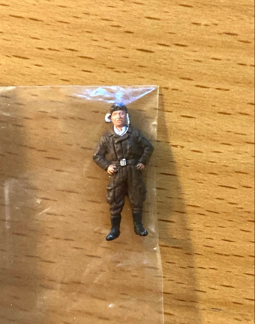 永遠のゼロ戦　プラモデル　全20巻(レア搭乗員フィギュア付き)