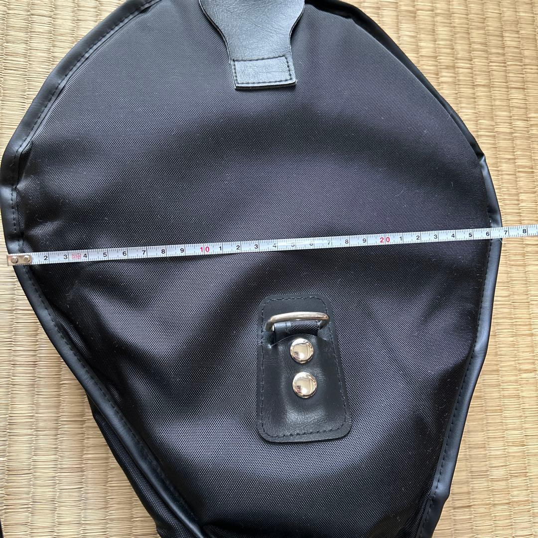 黒い三味線ケース 約60cm x 25cm