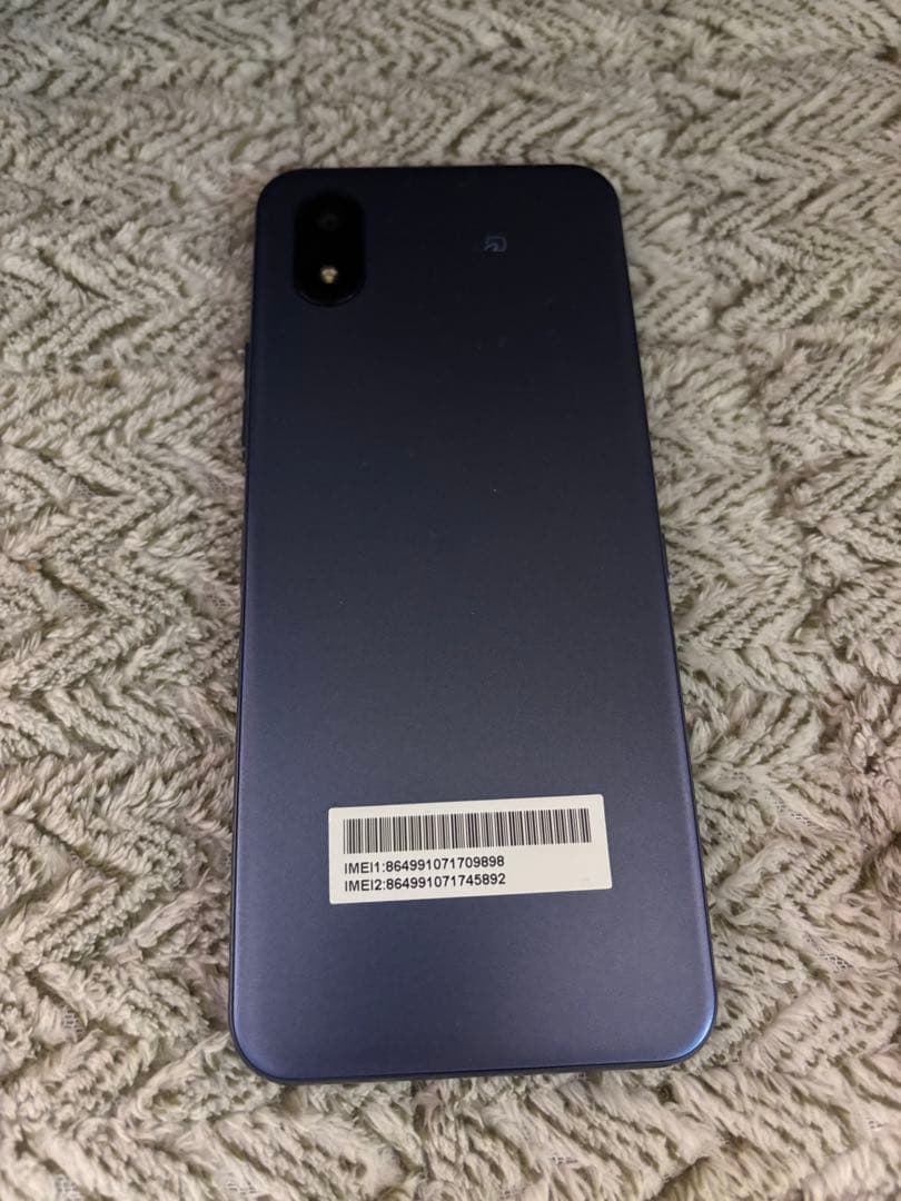 簡単スマホ4 ネイビー　ケース付き