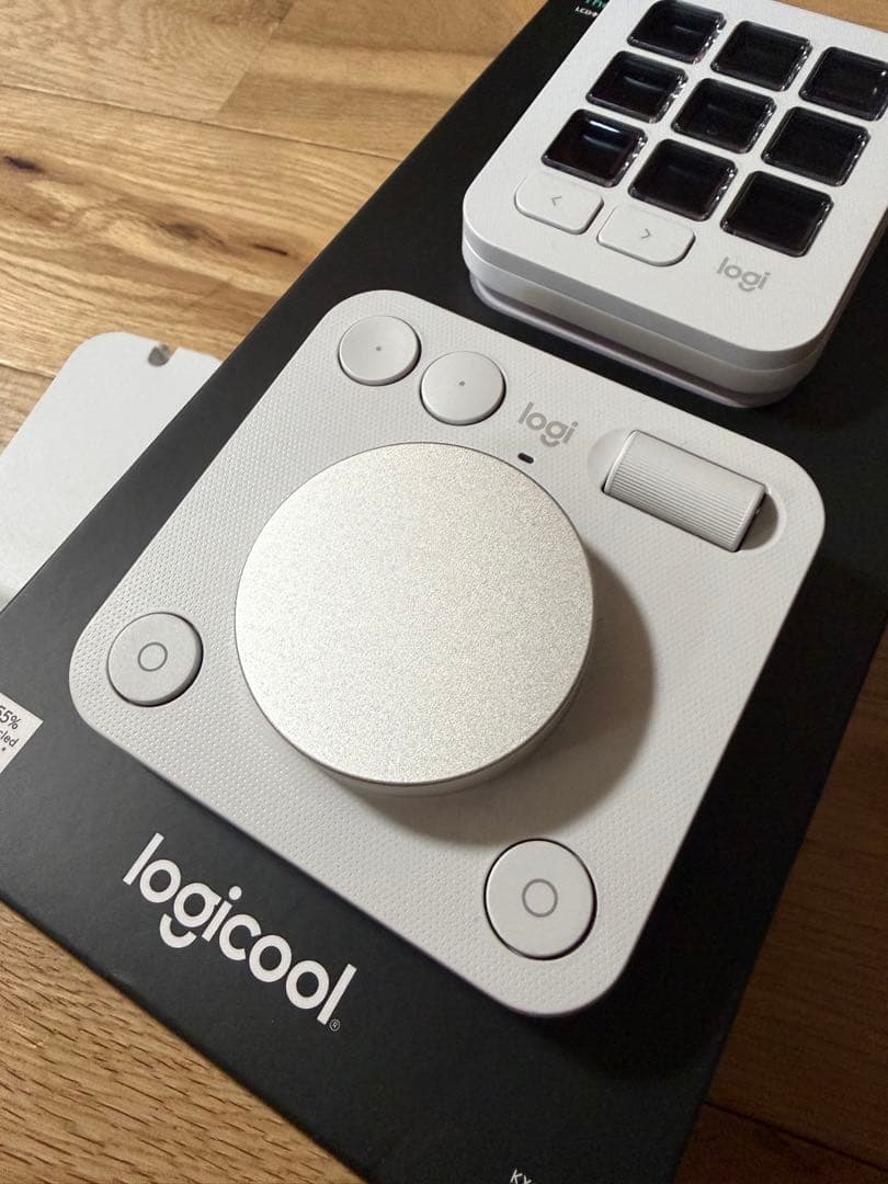 キーボード logicool MX CREATIVE CONSOLE