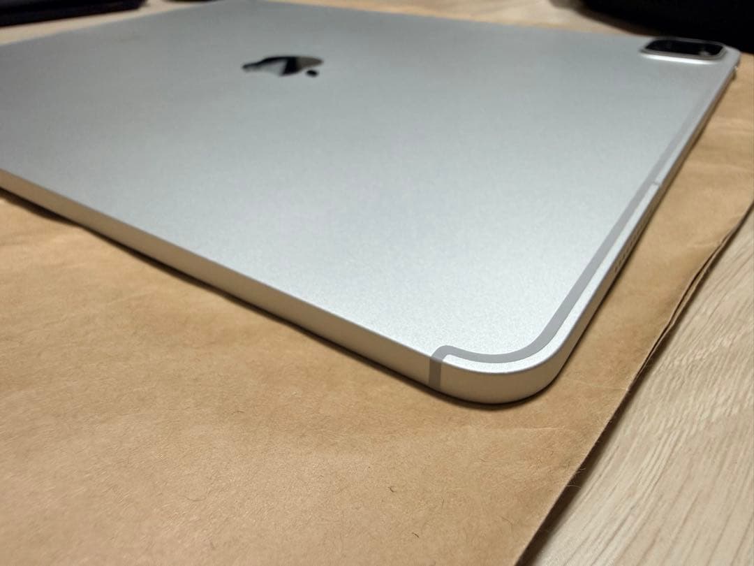 [なつ]iPadPro12.9インチ 第5世代 128GB セルラーモデル