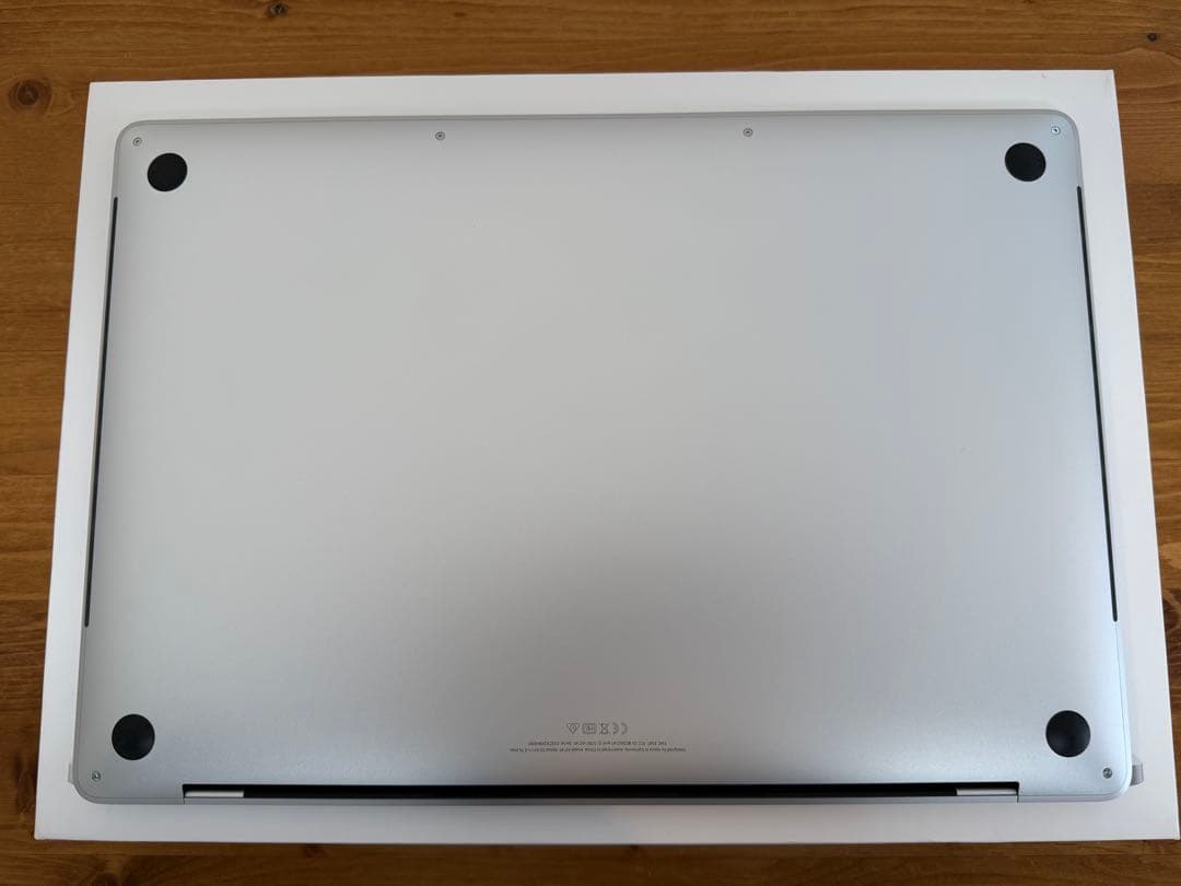 MacBook Pro 16 2019 i7 16GB 512GB 充放電340