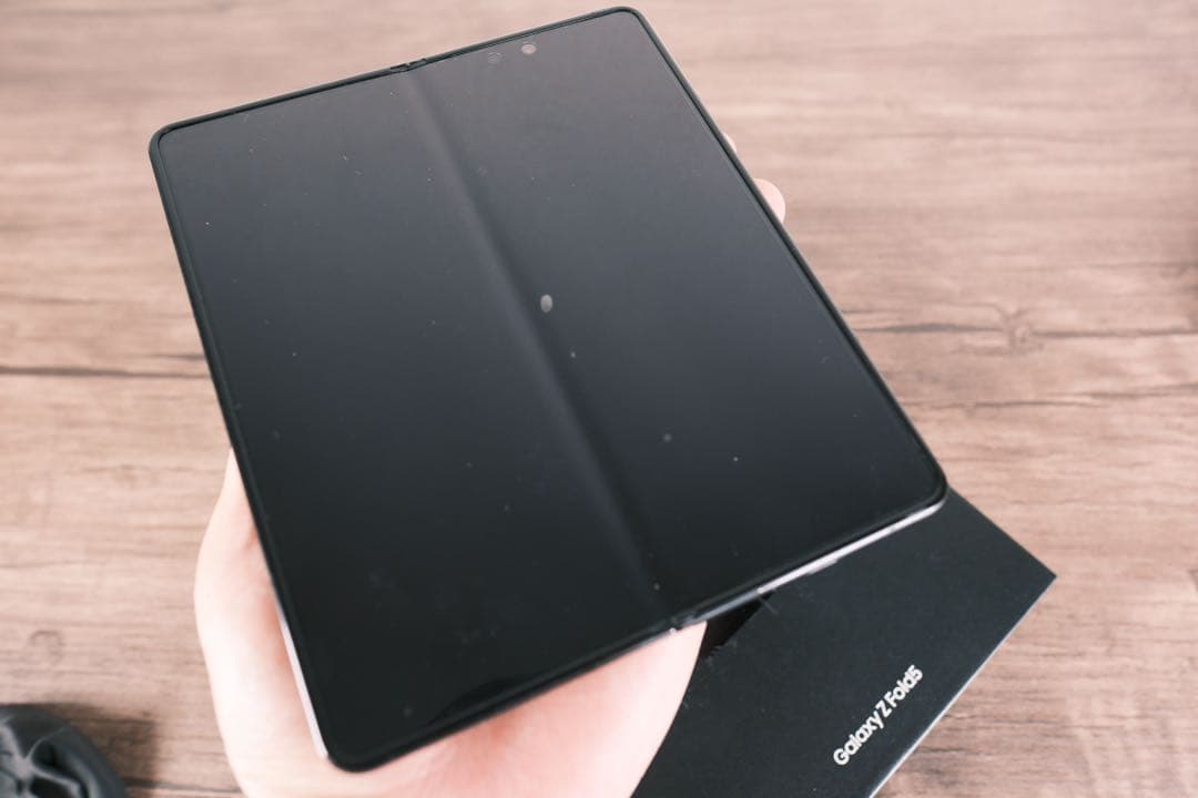 Galaxy Z Fold5 本体 韓国版256GB SIMフリー Sペンおまけ