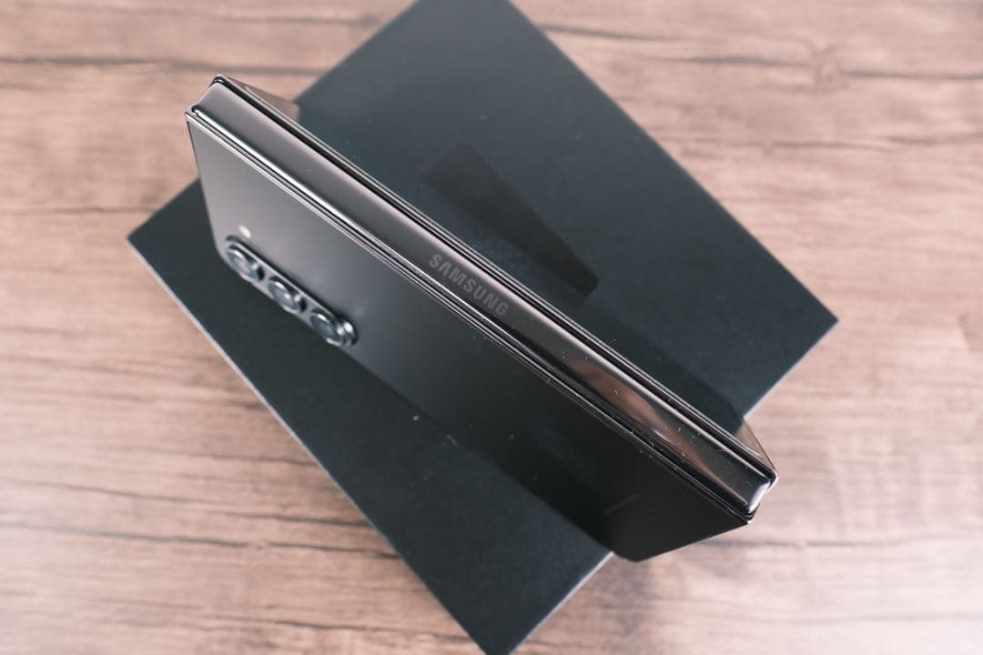 Galaxy Z Fold5 本体 韓国版256GB SIMフリー Sペンおまけ