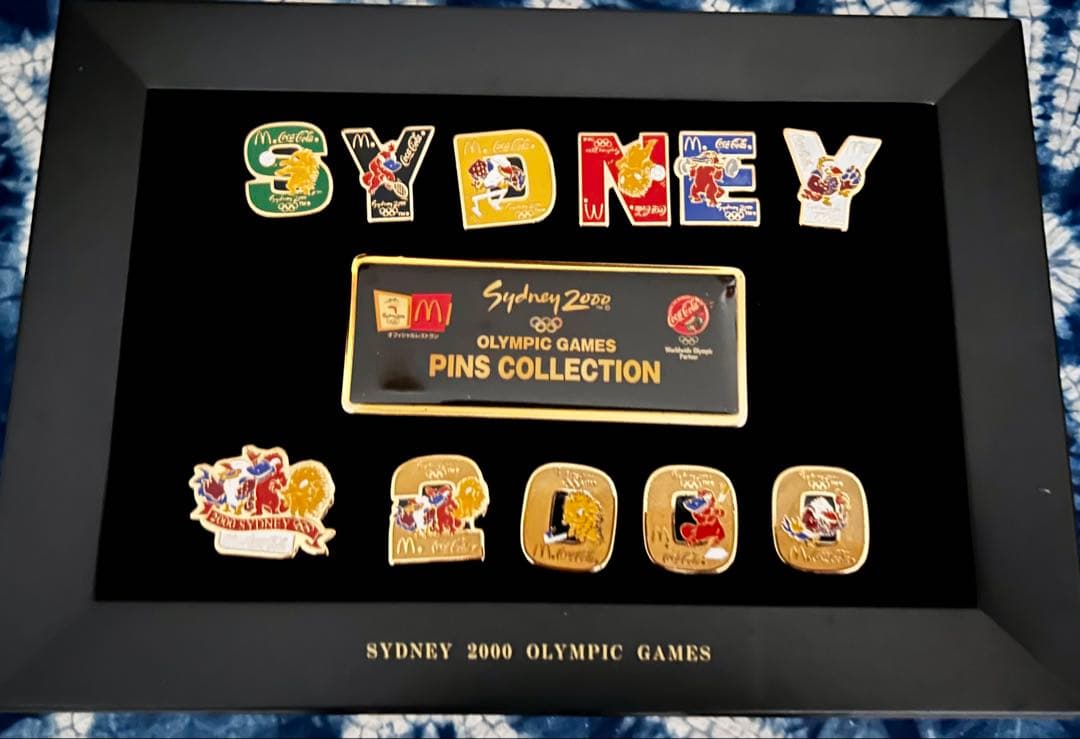 サンリオハローキティ&ビッグマックぬいぐるみ&ハッピーセットおまけ&ピンバッジ