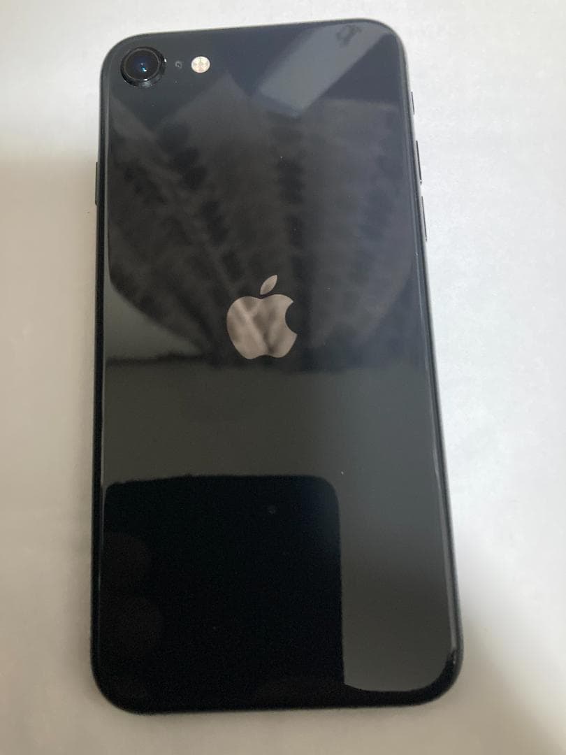iPhone SE2 64G 美品です