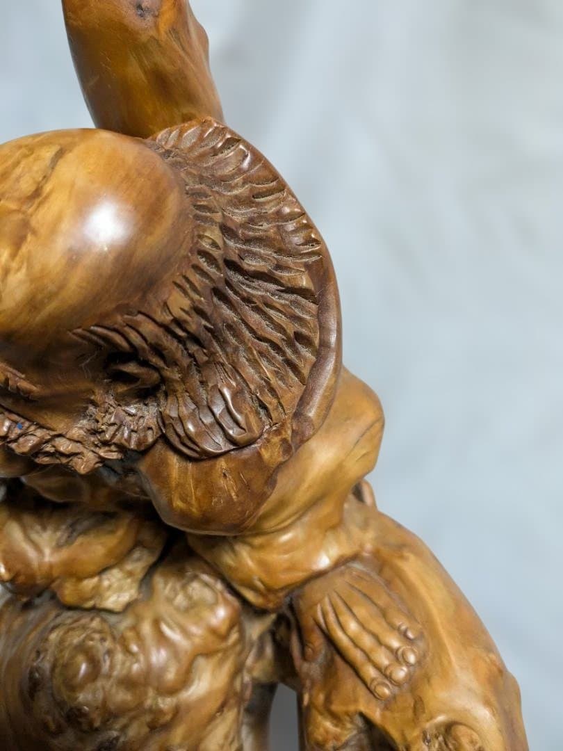 達磨大師　木製彫刻 　流木アート　置物　レトロ　ビンテージ　アンティーク木彫り