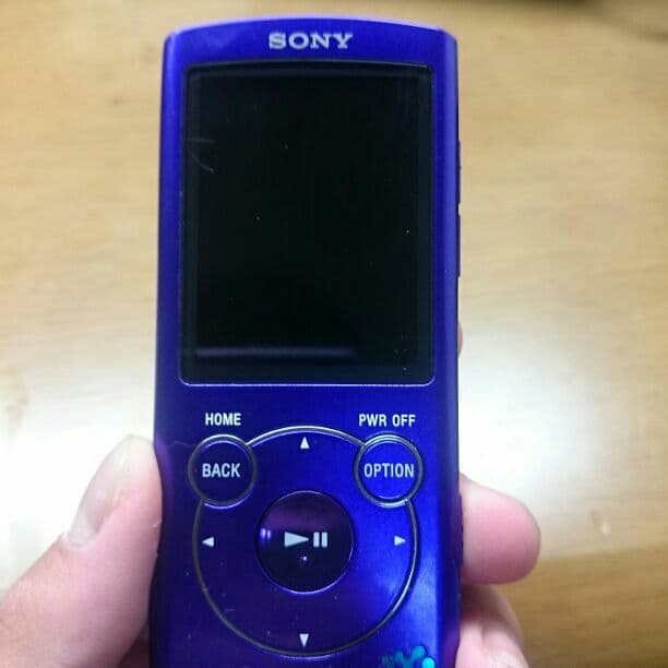 WALKMANスピーカー付き箱付き